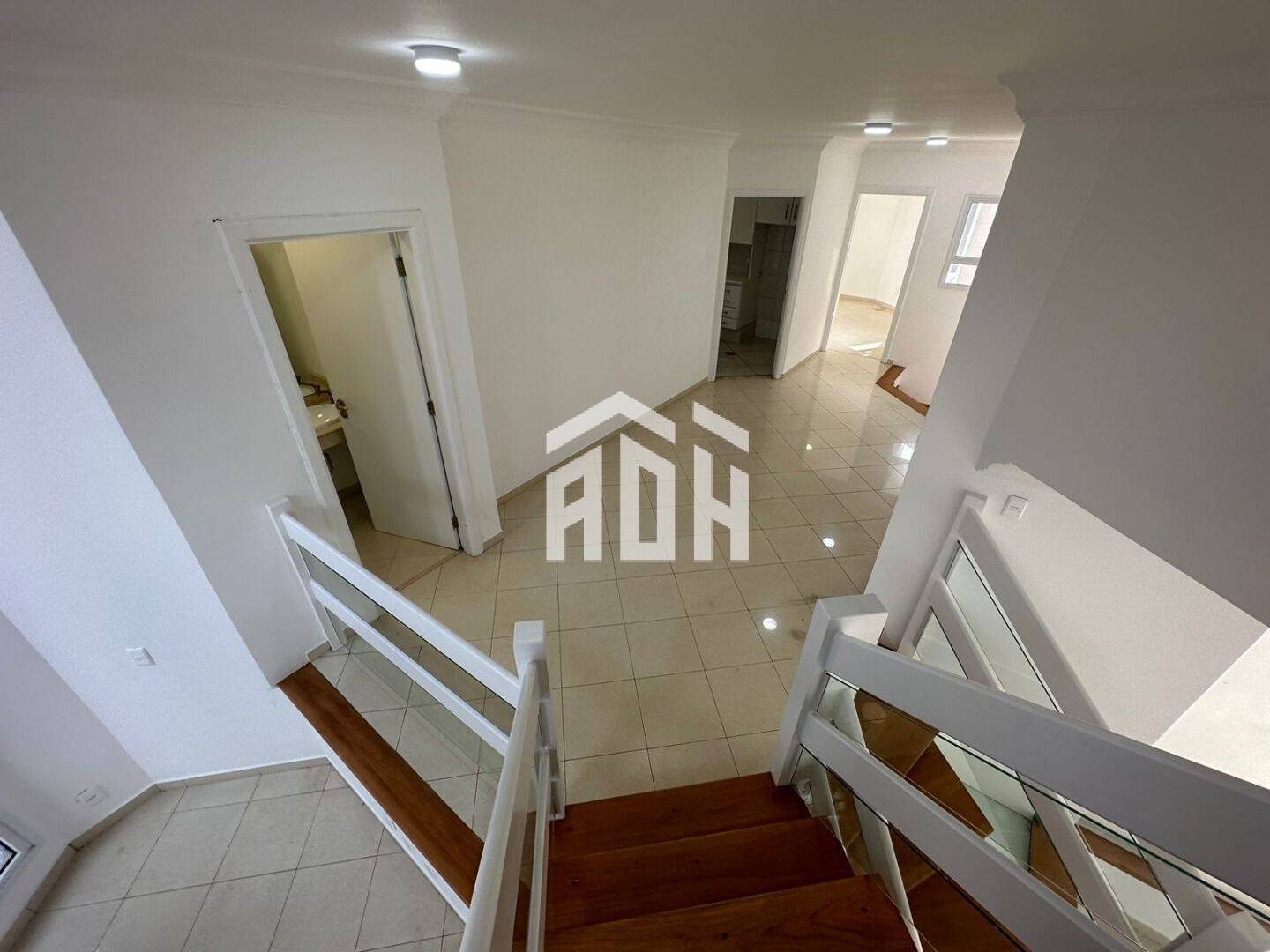 Casa à venda e aluguel com 4 quartos, 415m² - Foto 12