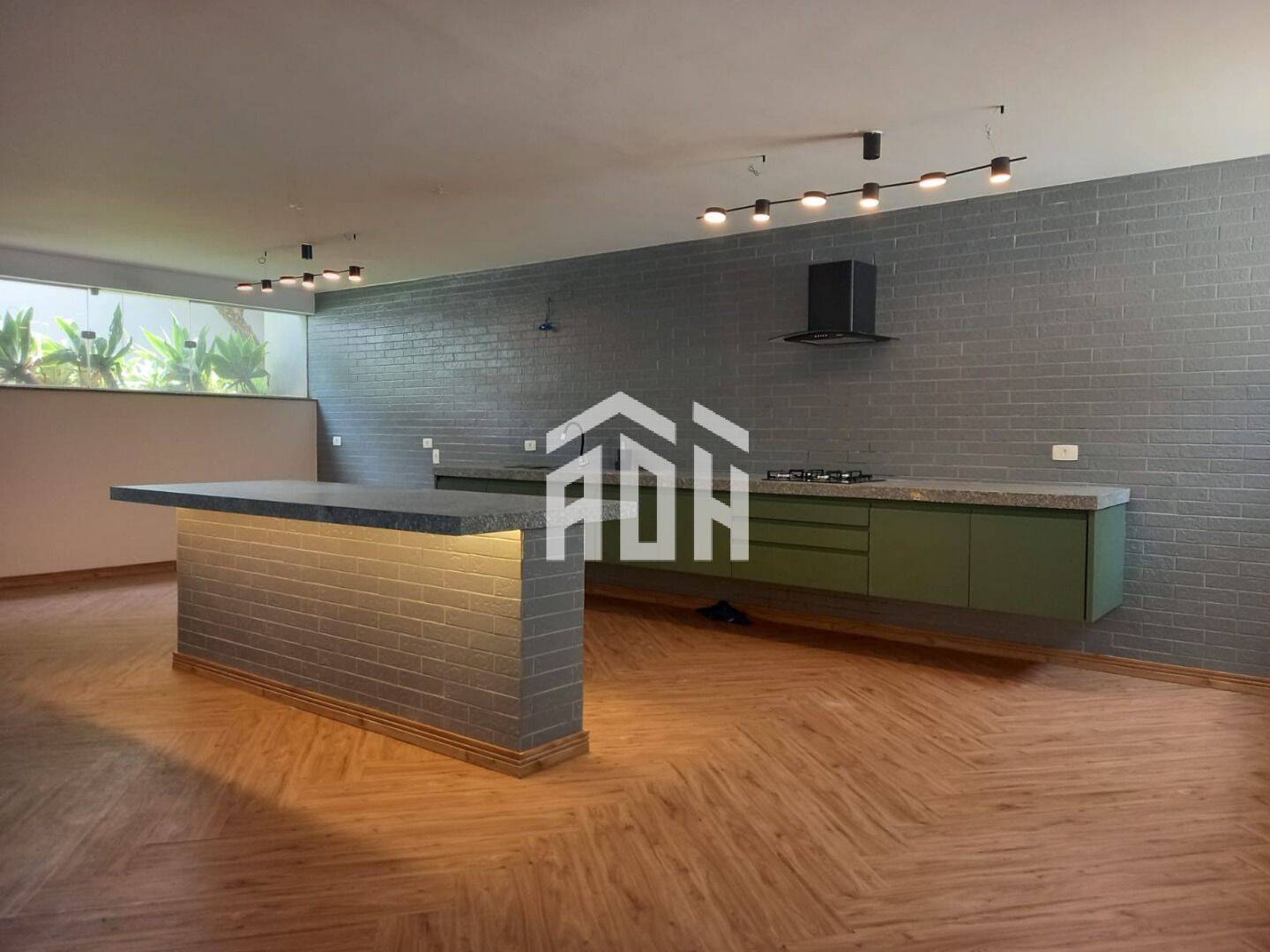 Casa à venda com 5 quartos, 1300m² - Foto 6