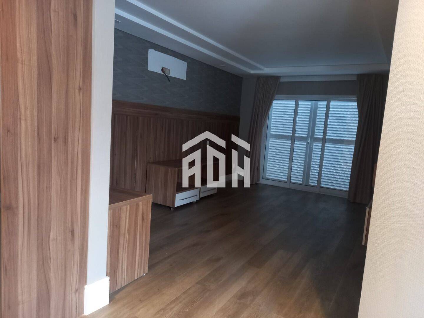 Casa à venda com 5 quartos, 1300m² - Foto 8