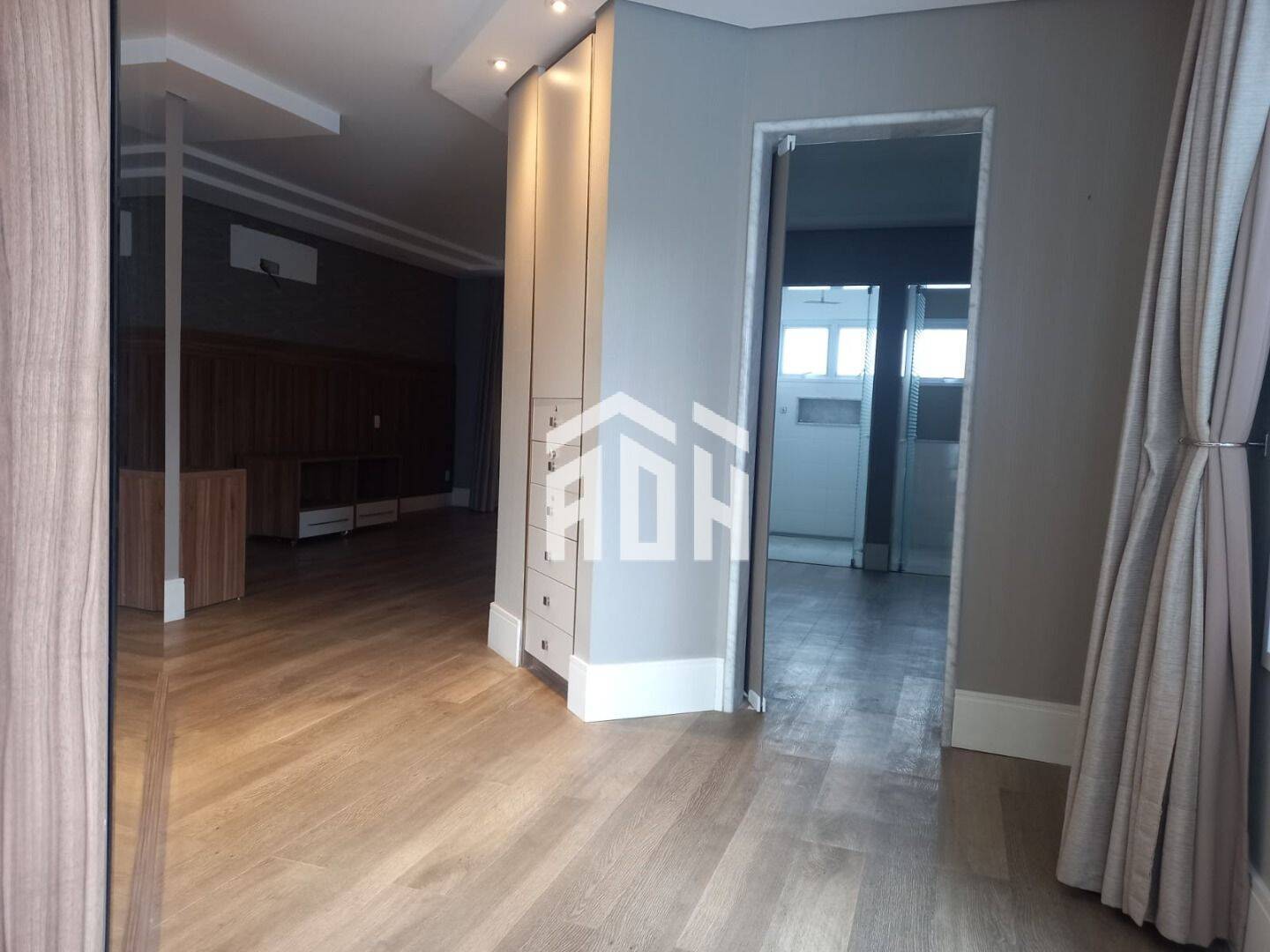 Casa à venda com 5 quartos, 1300m² - Foto 10