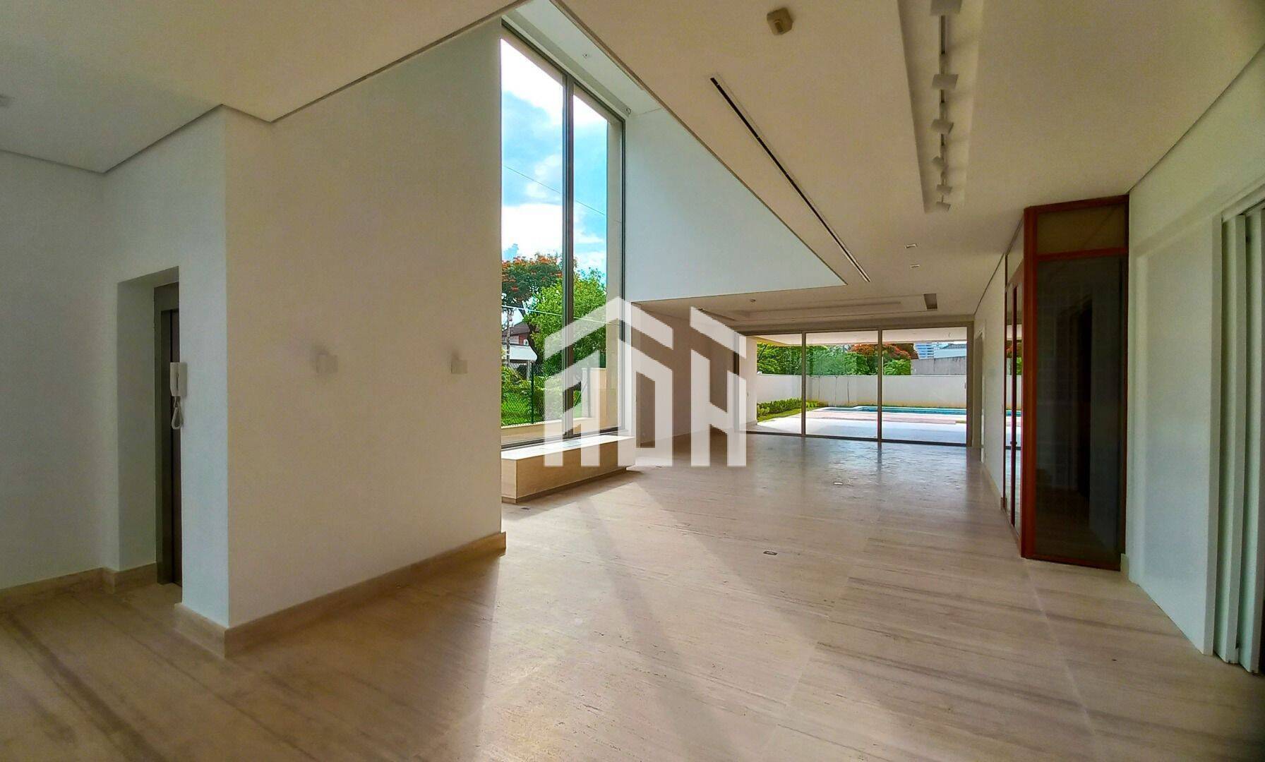 Casa à venda com 4 quartos, 995m² - Foto 6