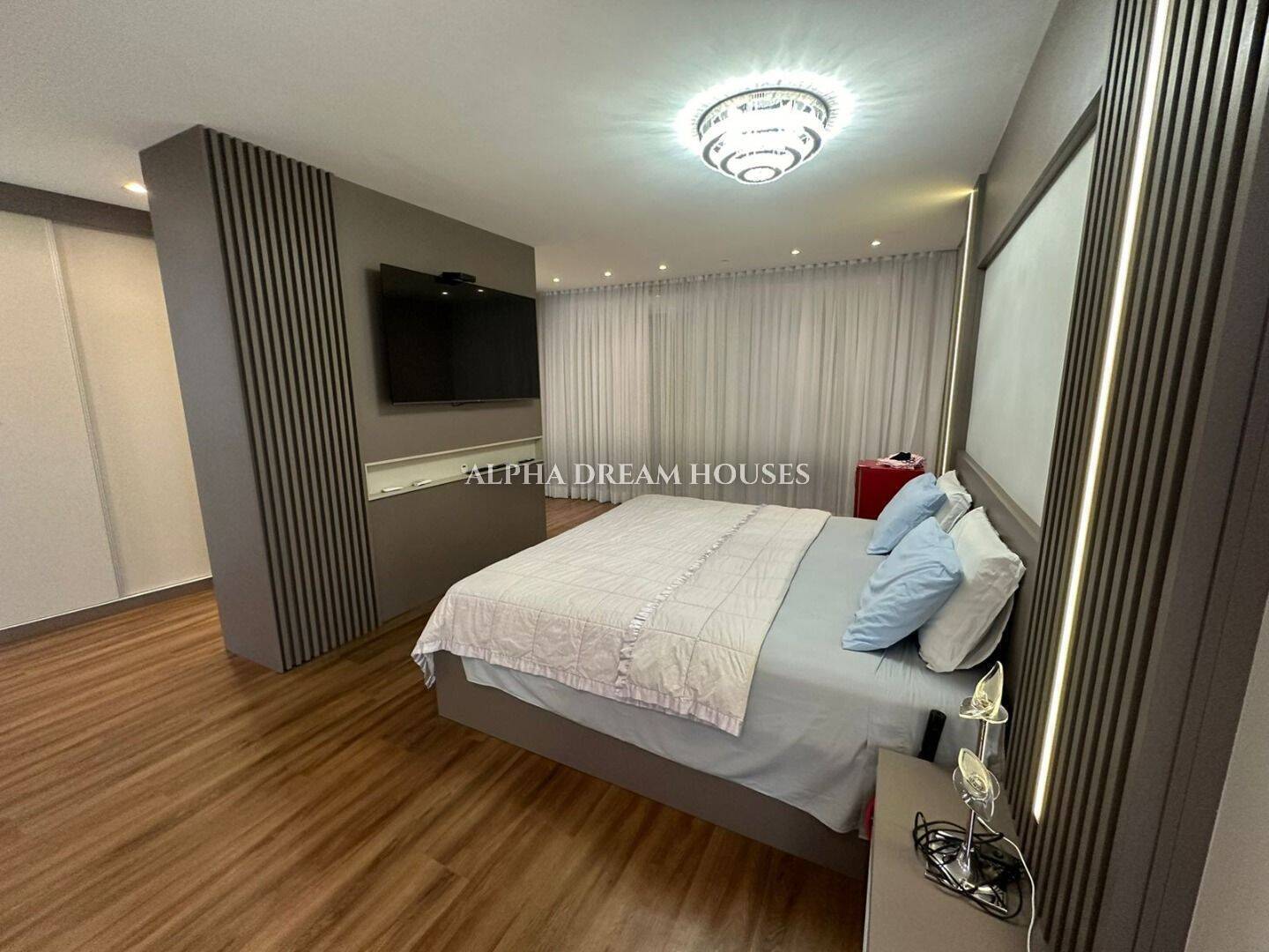 Casa à venda com 5 quartos, 400m² - Foto 14