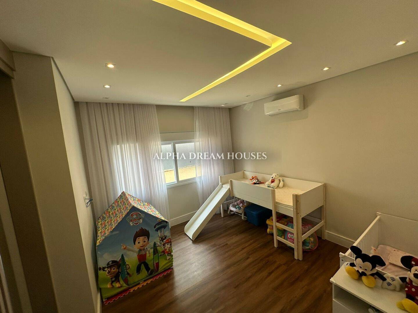 Casa à venda com 5 quartos, 400m² - Foto 18