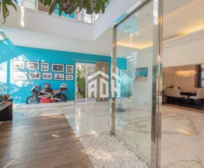 Casa à venda com 4 quartos, 1100m² - Foto 15