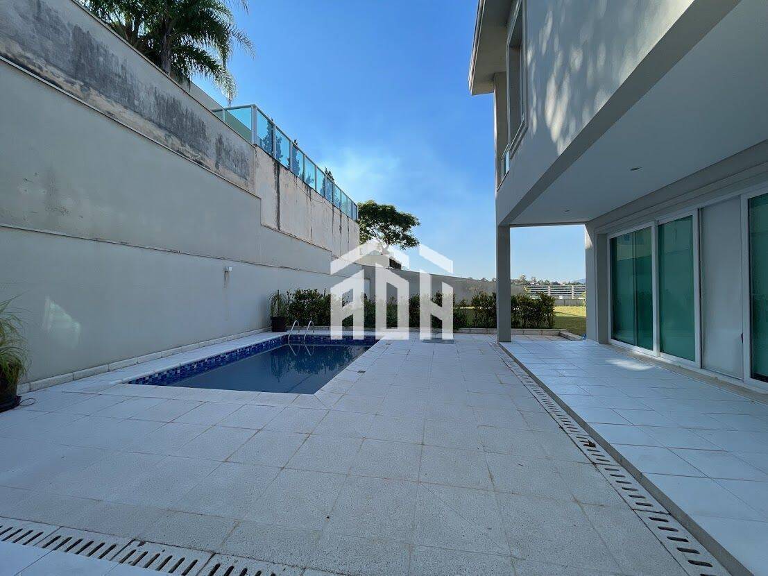 Casa à venda com 4 quartos, 450m² - Foto 17