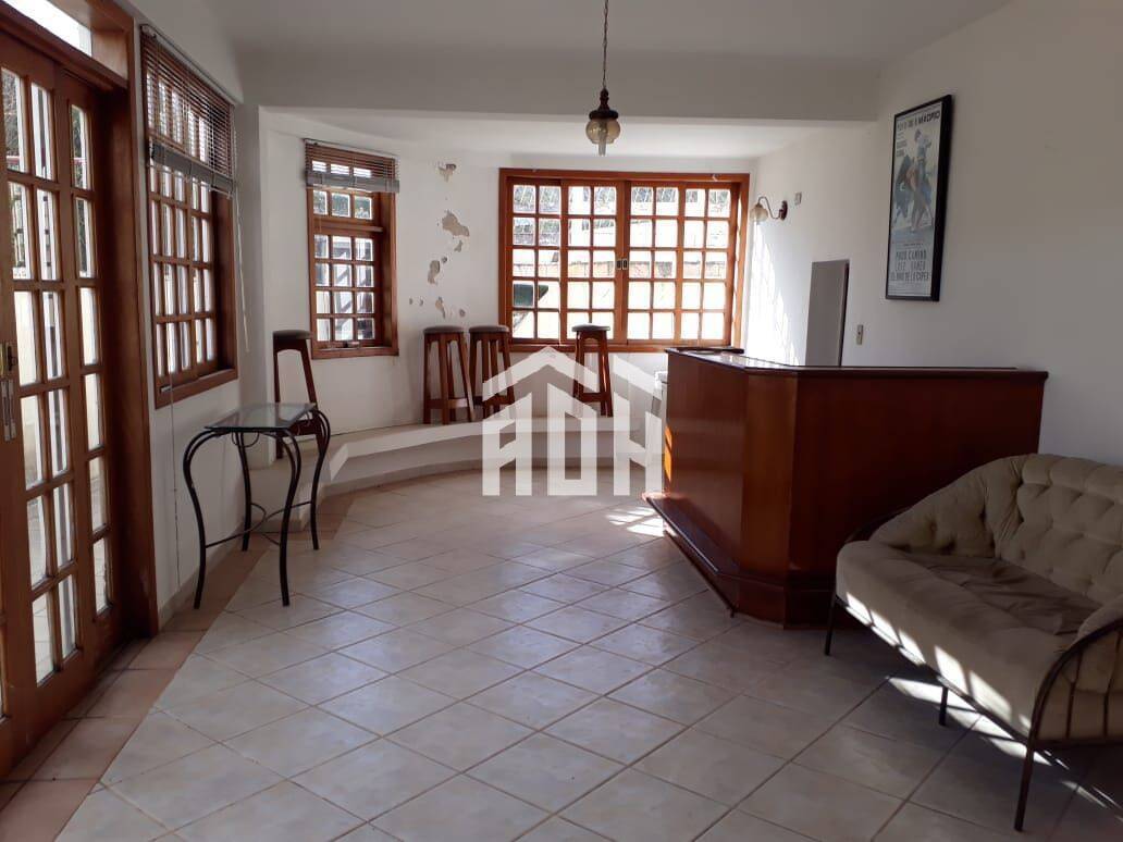 Casa à venda com 4 quartos, 364m² - Foto 10