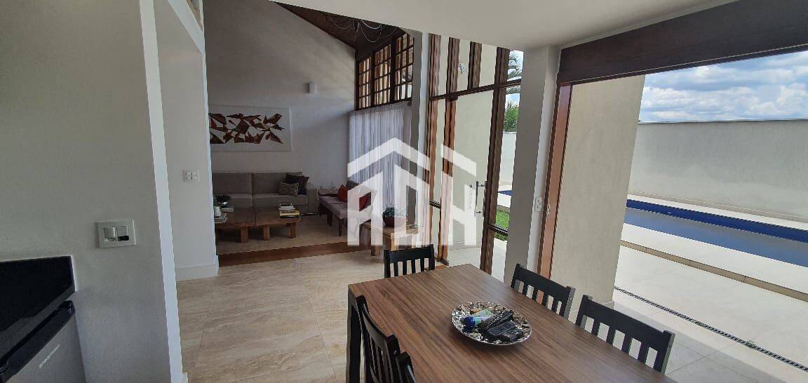 Casa à venda com 3 quartos, 300m² - Foto 11