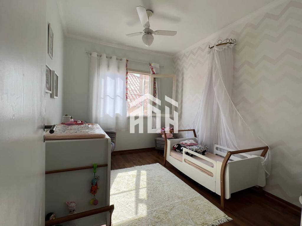 Casa à venda com 4 quartos, 360m² - Foto 26