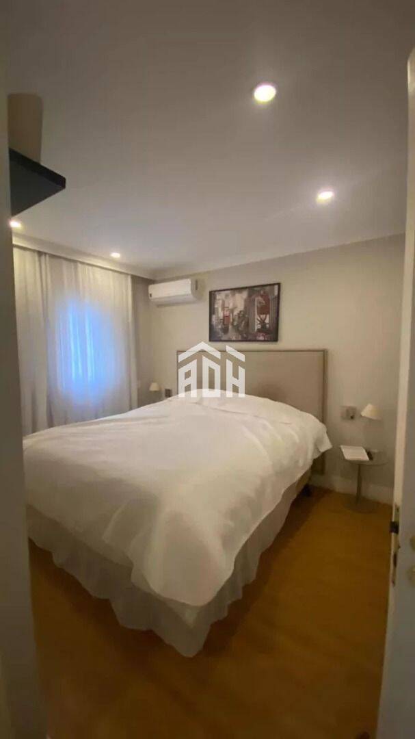 Casa à venda com 3 quartos, 258m² - Foto 3