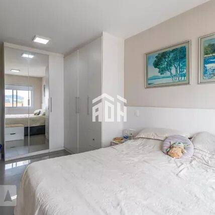 Apartamento à venda com 3 quartos, 97m² - Foto 4