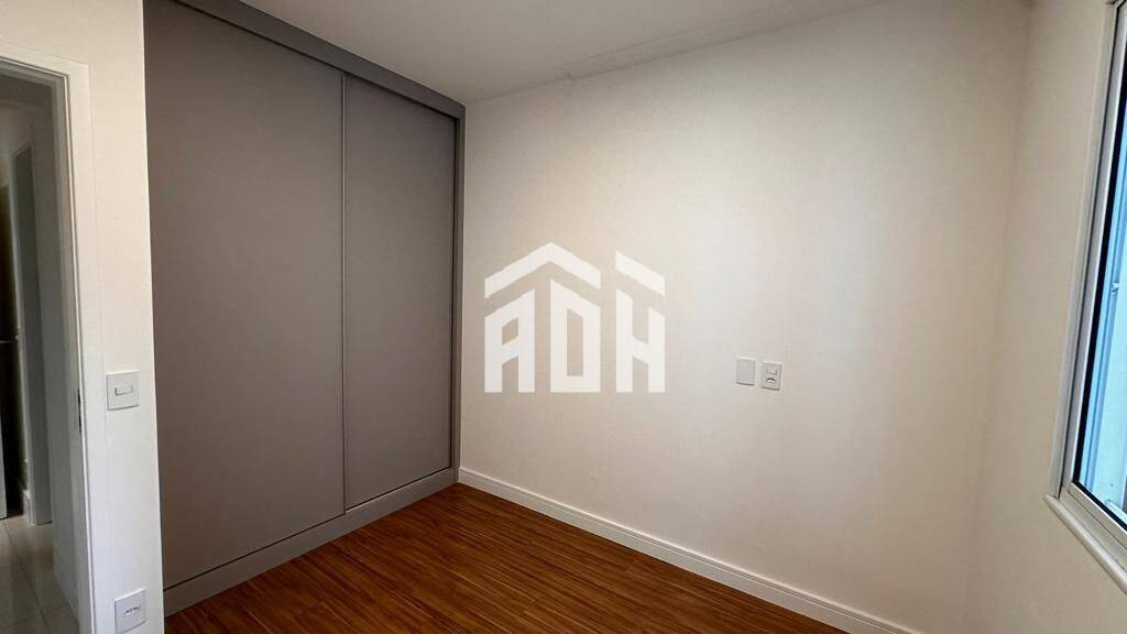 Apartamento para alugar com 3 quartos, 87m² - Foto 5