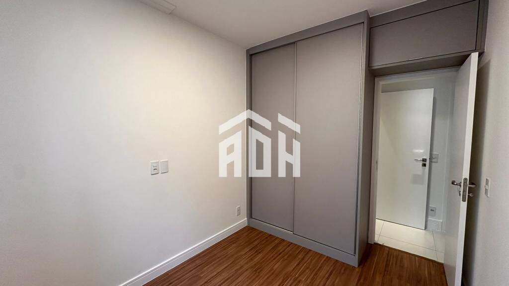 Apartamento para alugar com 3 quartos, 87m² - Foto 6