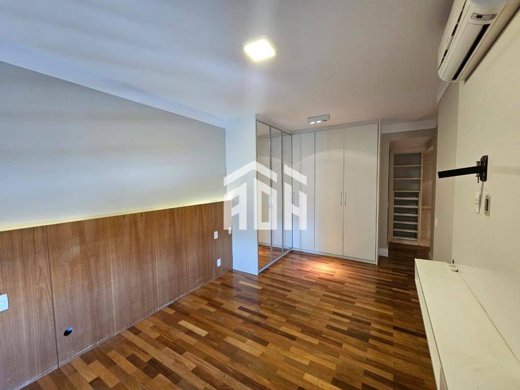 Apartamento à venda com 2 quartos, 156m² - Foto 13