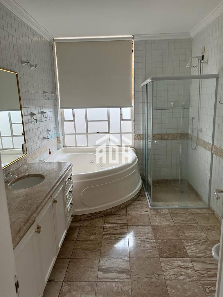 Casa à venda e aluguel com 4 quartos, 600m² - Foto 19