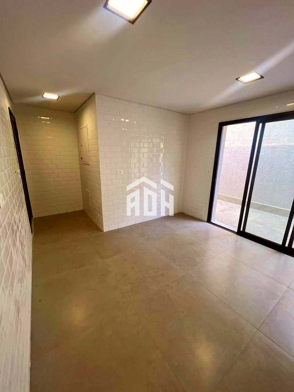 Casa à venda com 3 quartos, 310m² - Foto 10