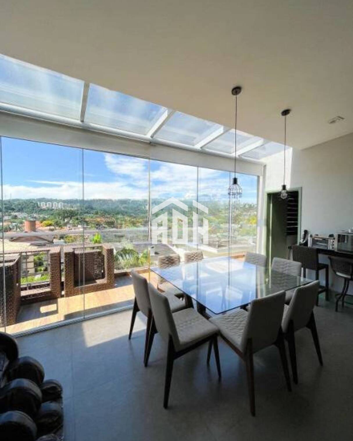 Casa à venda com 3 quartos, 350m² - Foto 5