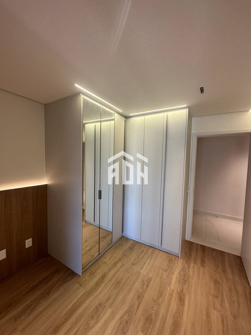 Apartamento para alugar com 4 quartos, 360m² - Foto 23