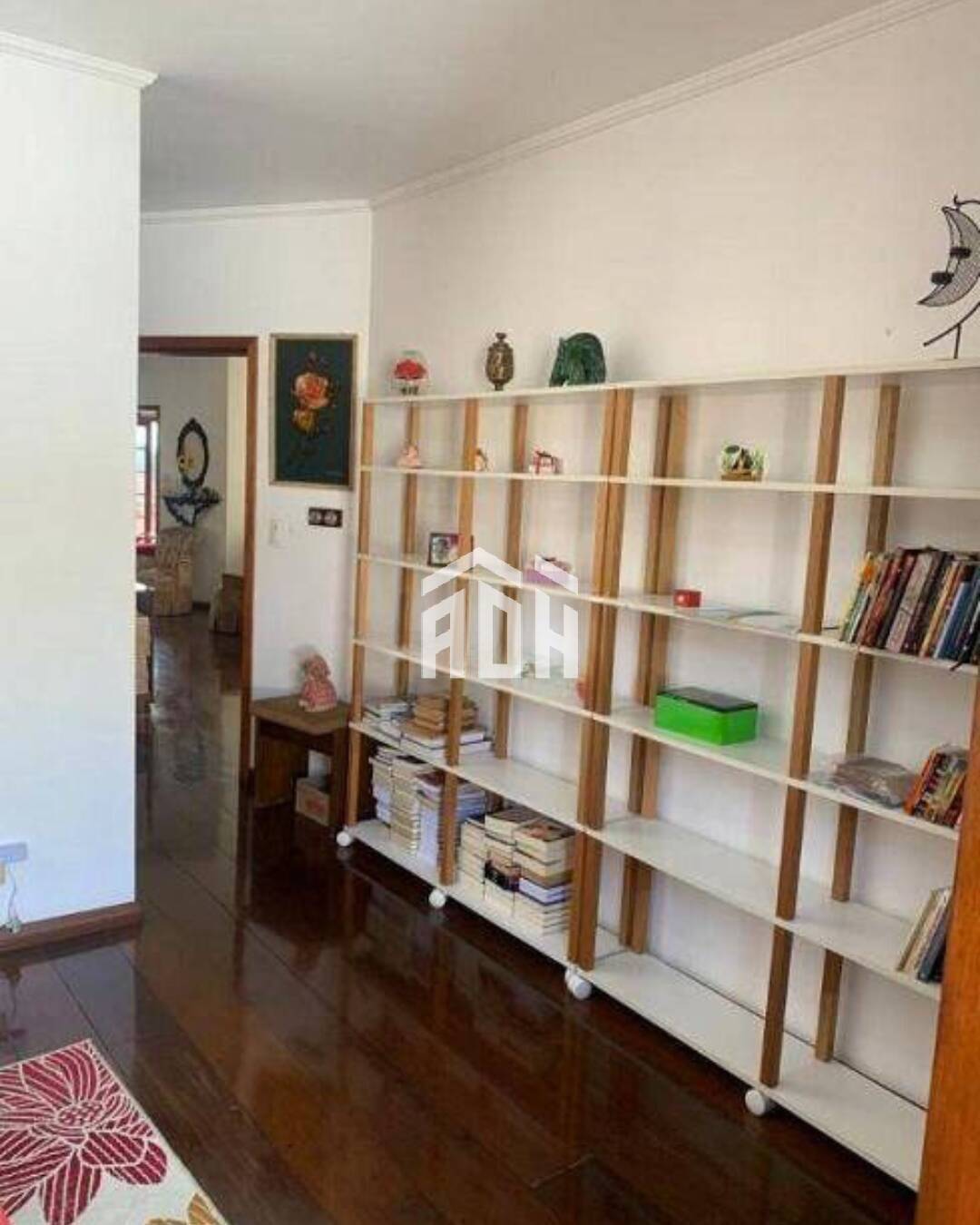 Casa à venda com 4 quartos, 334m² - Foto 18