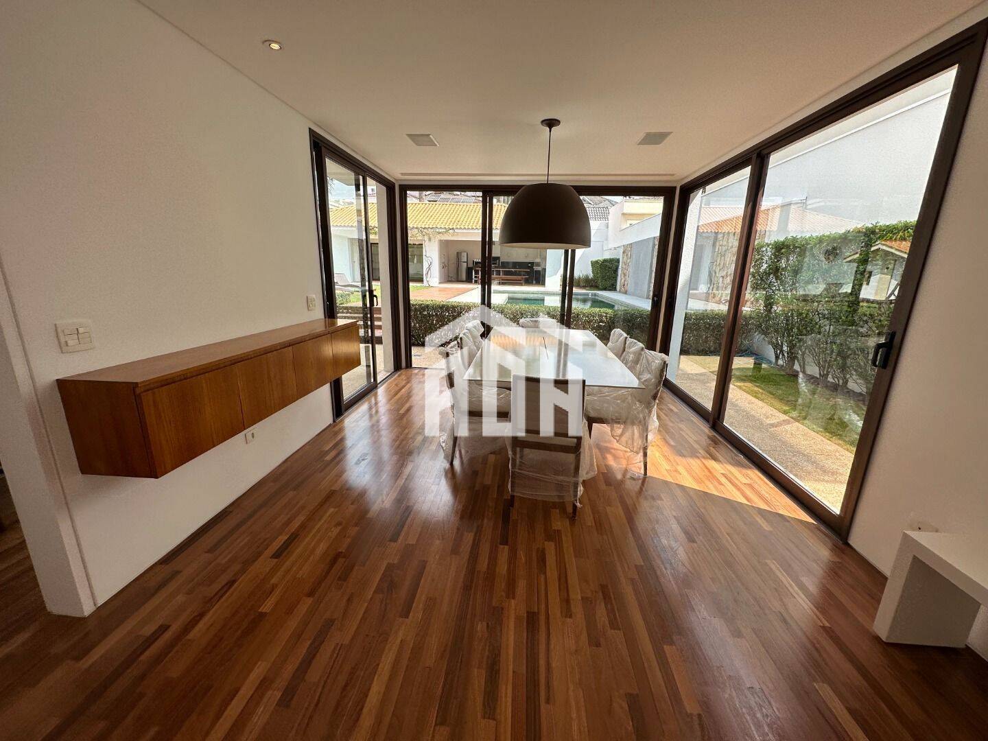 Casa à venda com 4 quartos, 600m² - Foto 5