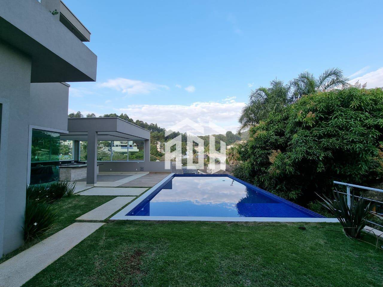 Casa à venda com 5 quartos, 760m² - Foto 5