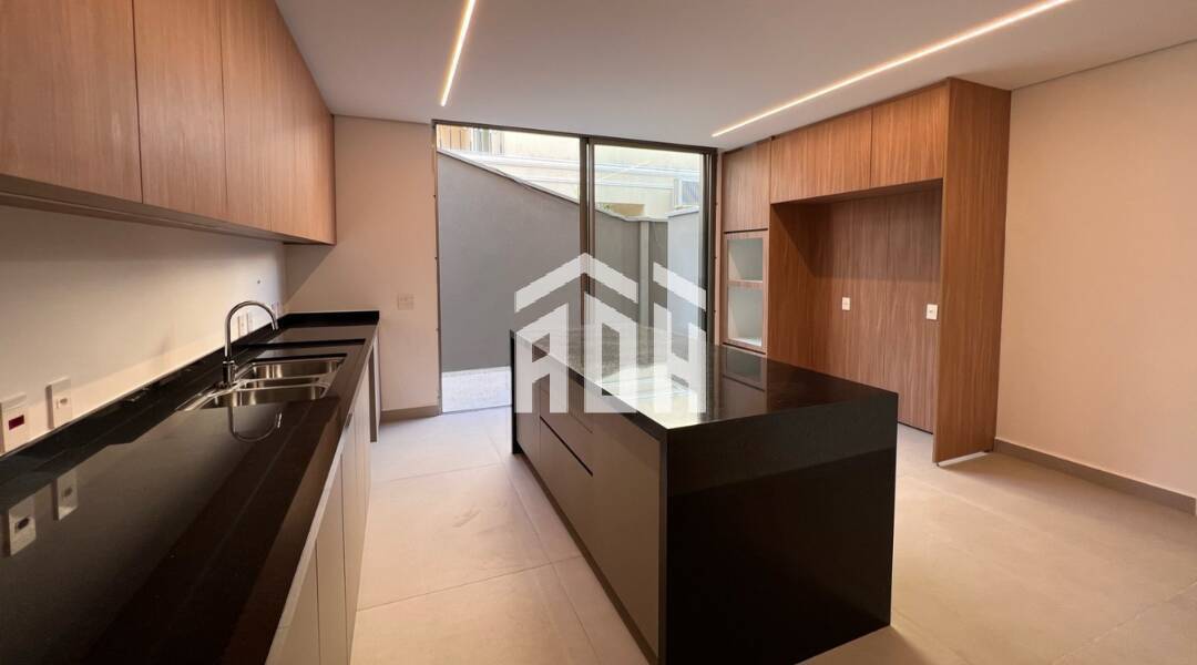 Casa à venda com 4 quartos, 622m² - Foto 12