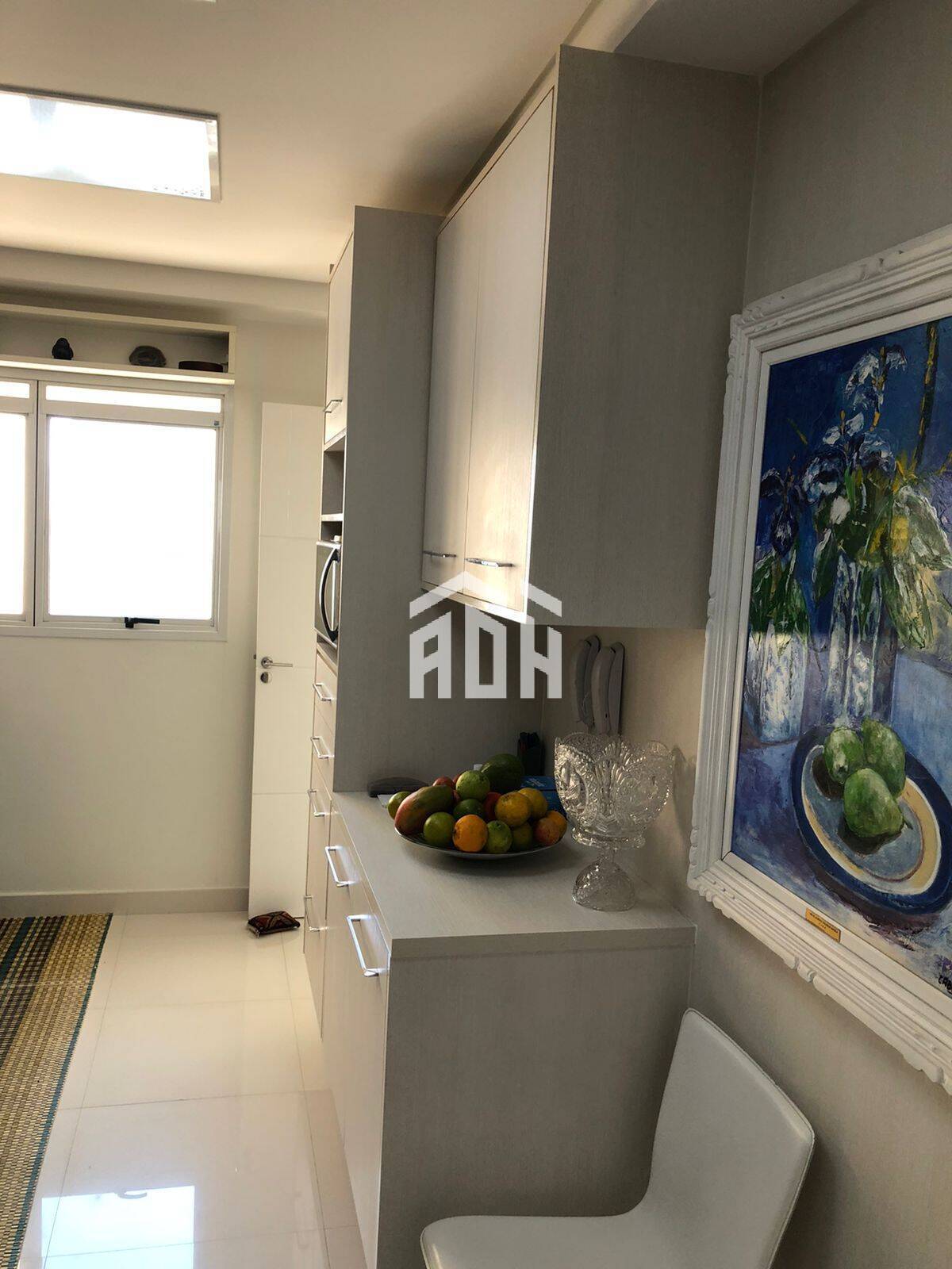 Apartamento à venda com 3 quartos, 267m² - Foto 11