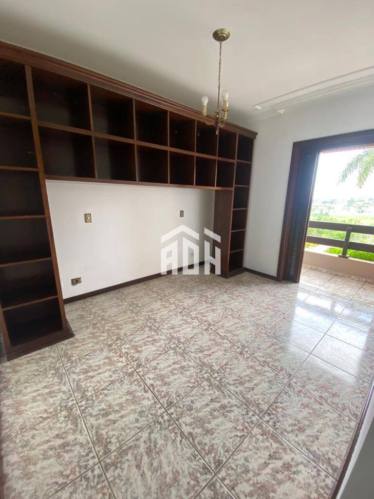 Casa para alugar com 4 quartos, 586m² - Foto 24