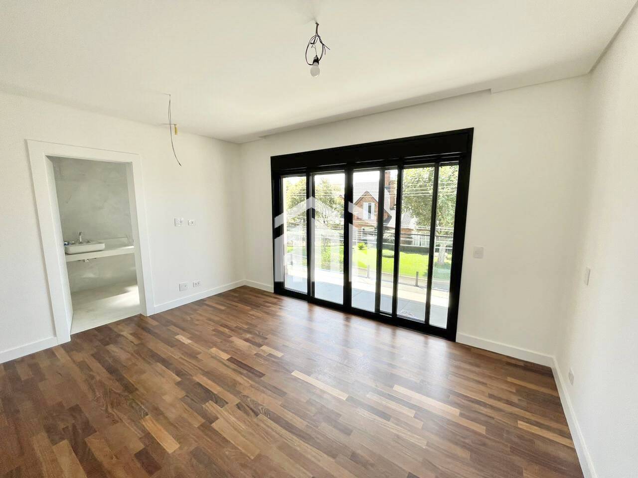 Casa à venda com 4 quartos, 430m² - Foto 11