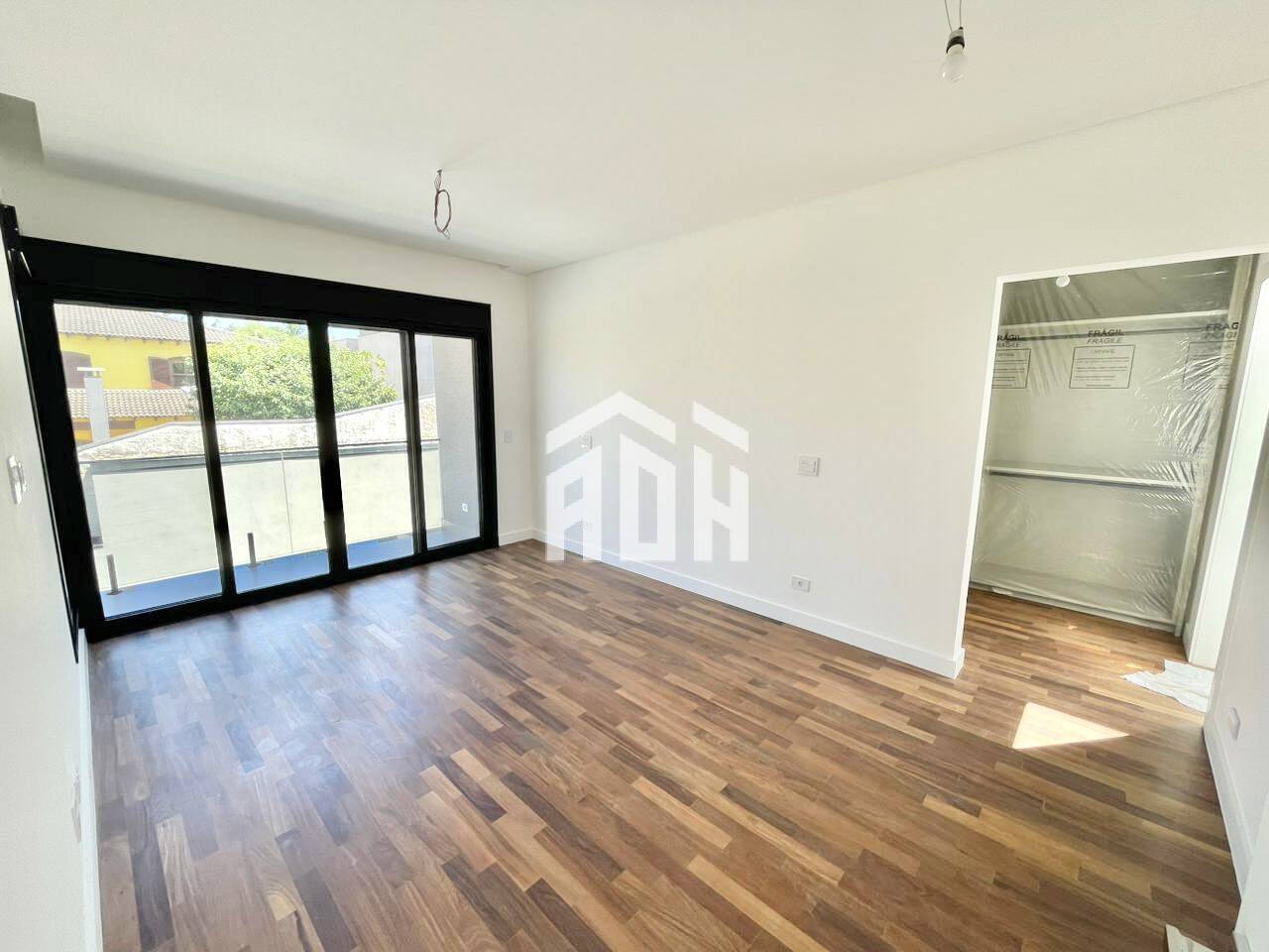 Casa à venda com 4 quartos, 430m² - Foto 15