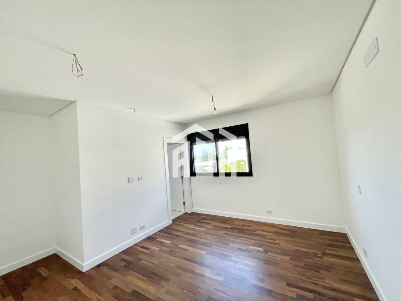 Casa à venda com 4 quartos, 430m² - Foto 13