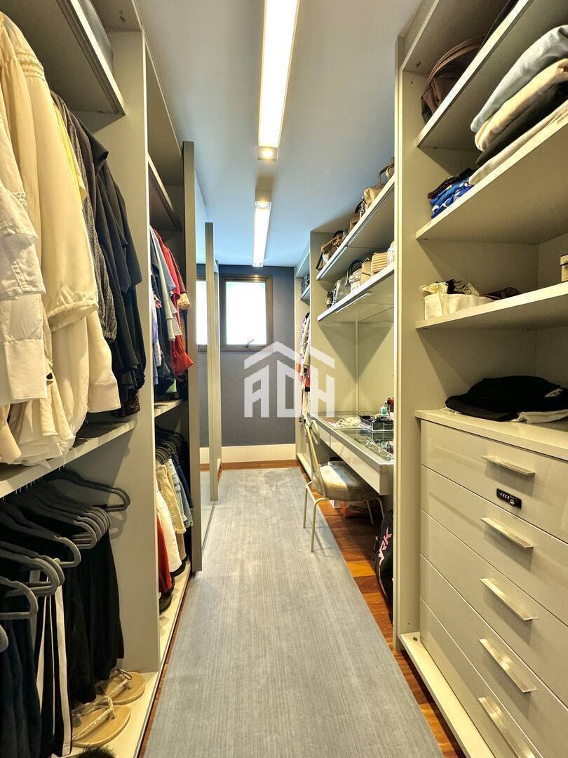 Apartamento à venda com 3 quartos, 285m² - Foto 32