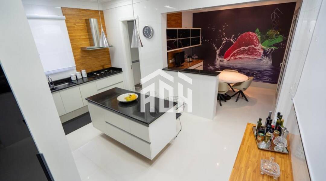 Casa à venda com 6 quartos, 1000m² - Foto 6