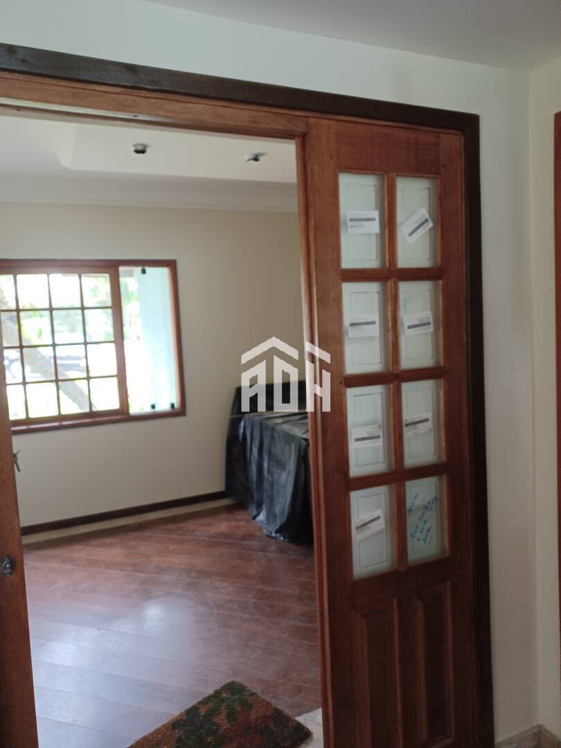 Casa à venda e aluguel com 4 quartos, 320m² - Foto 19