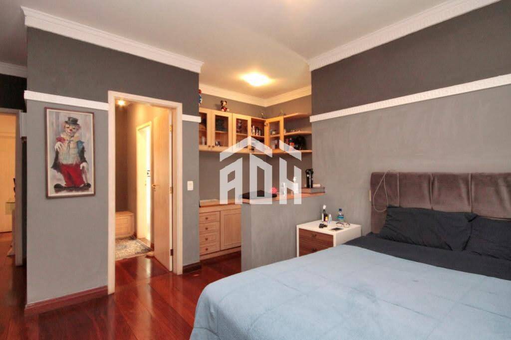 Casa à venda com 4 quartos, 430m² - Foto 14