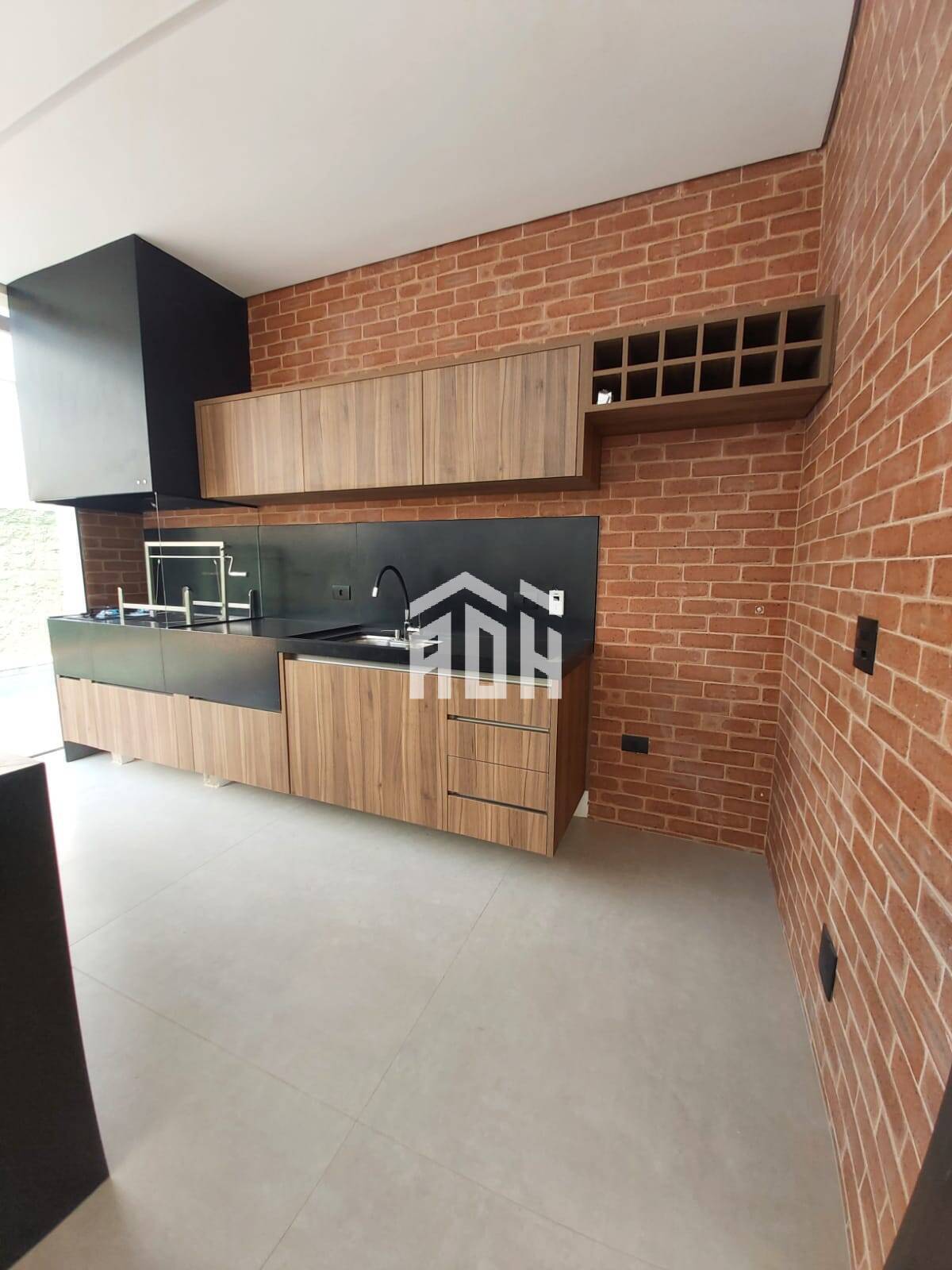 Casa à venda com 4 quartos, 349m² - Foto 18