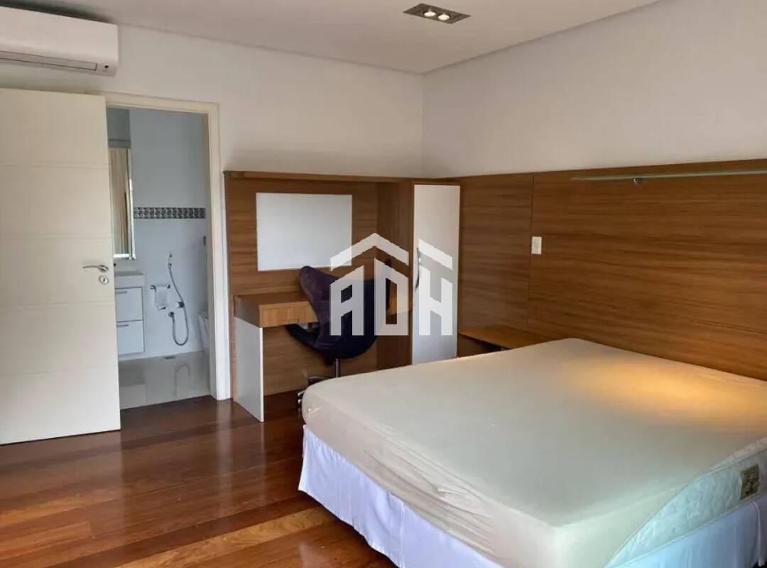 Casa à venda com 4 quartos, 450m² - Foto 3