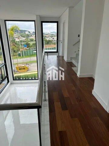 Casa à venda com 4 quartos, 356m² - Foto 3