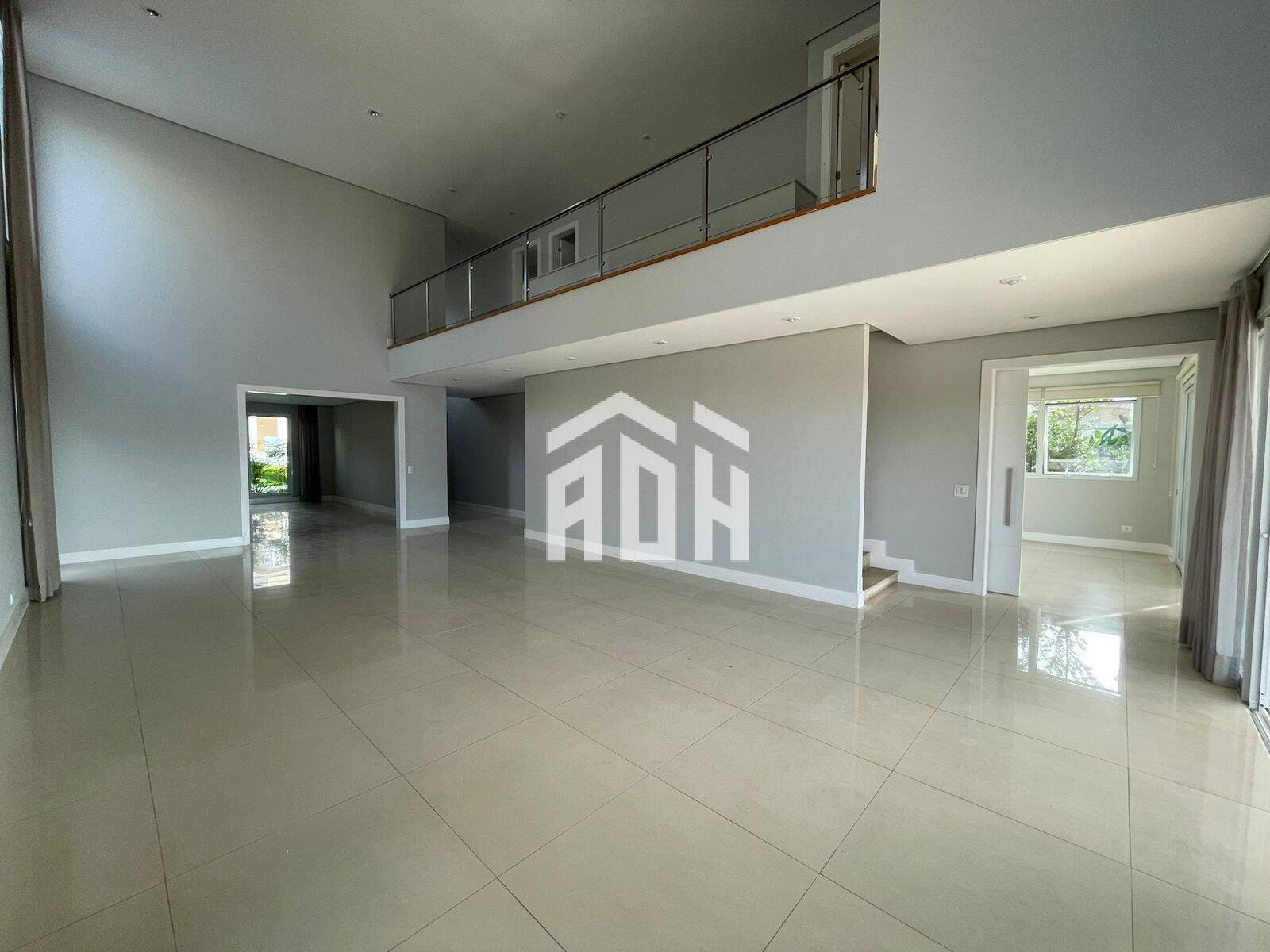 Casa à venda com 4 quartos, 600m² - Foto 18