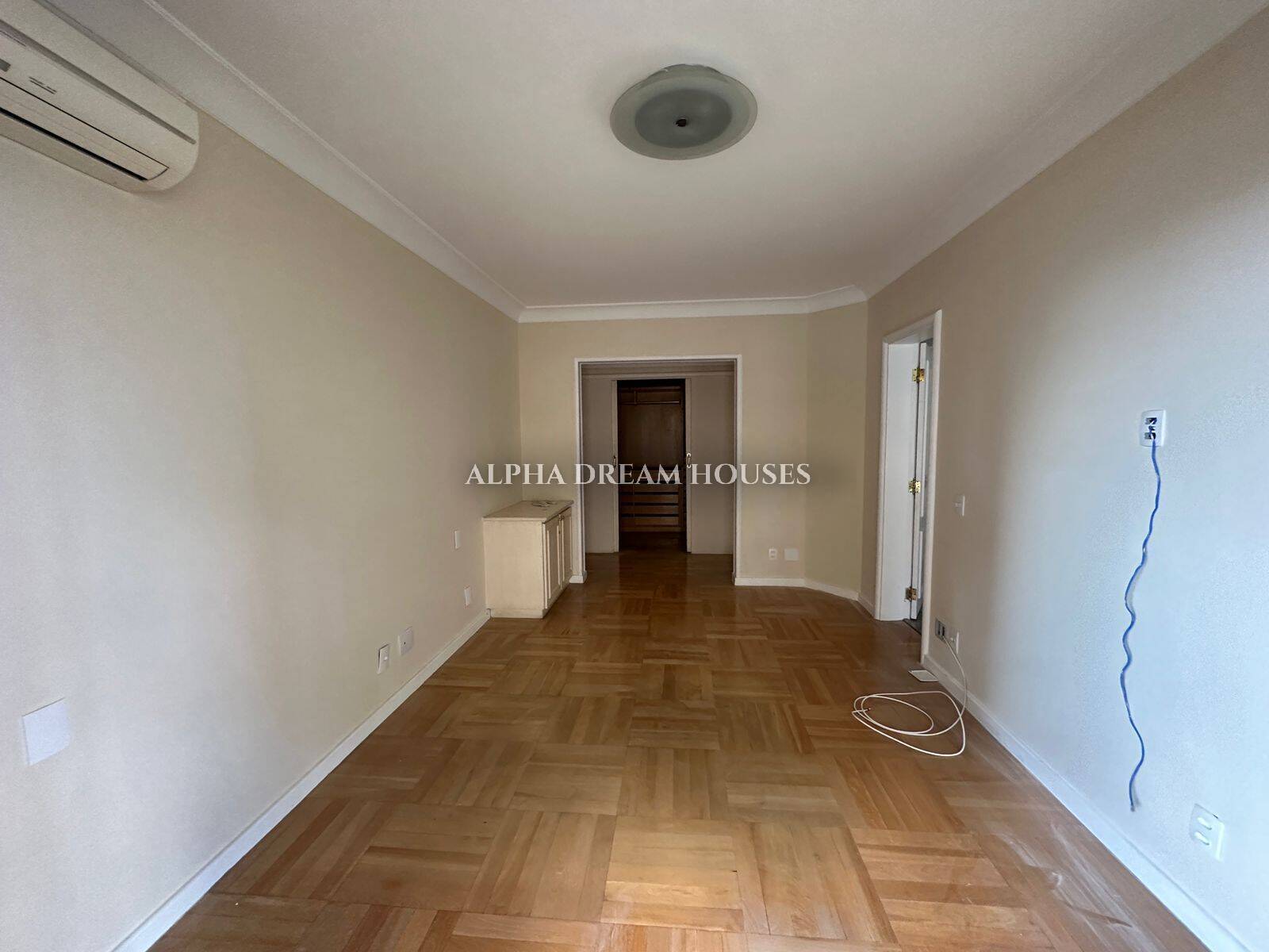 Apartamento para alugar com 4 quartos, 285m² - Foto 13