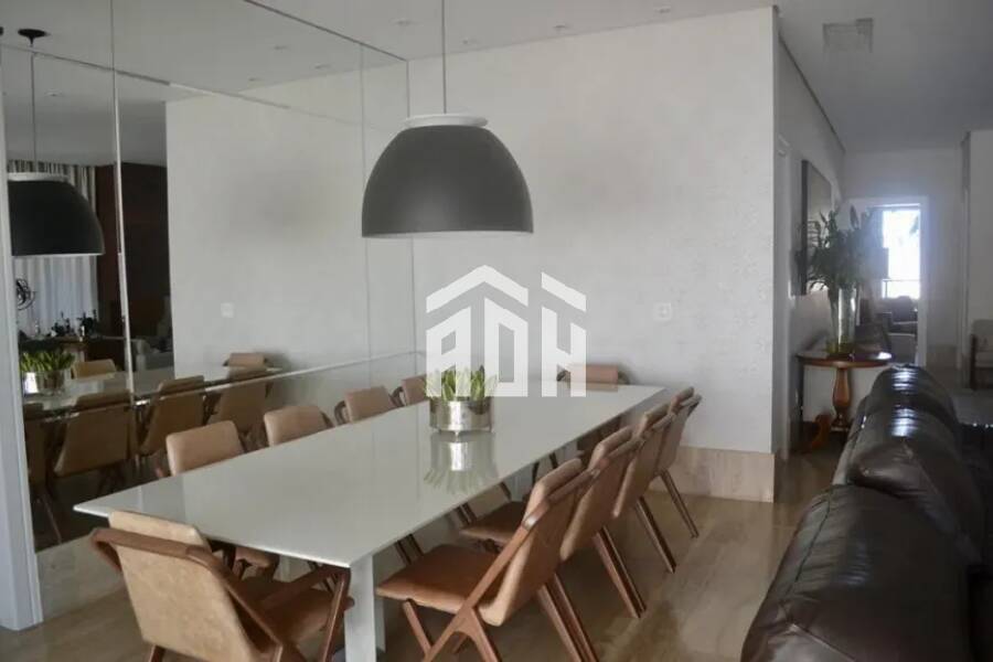 Casa à venda com 4 quartos, 450m² - Foto 10