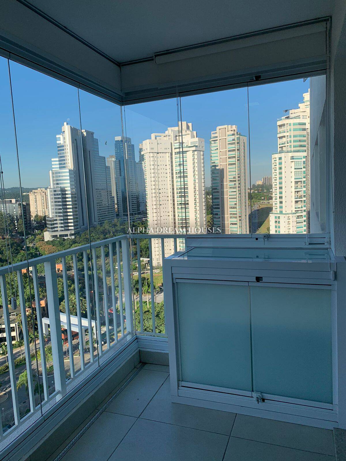 Apartamento à venda com 1 quarto, 60m² - Foto 6