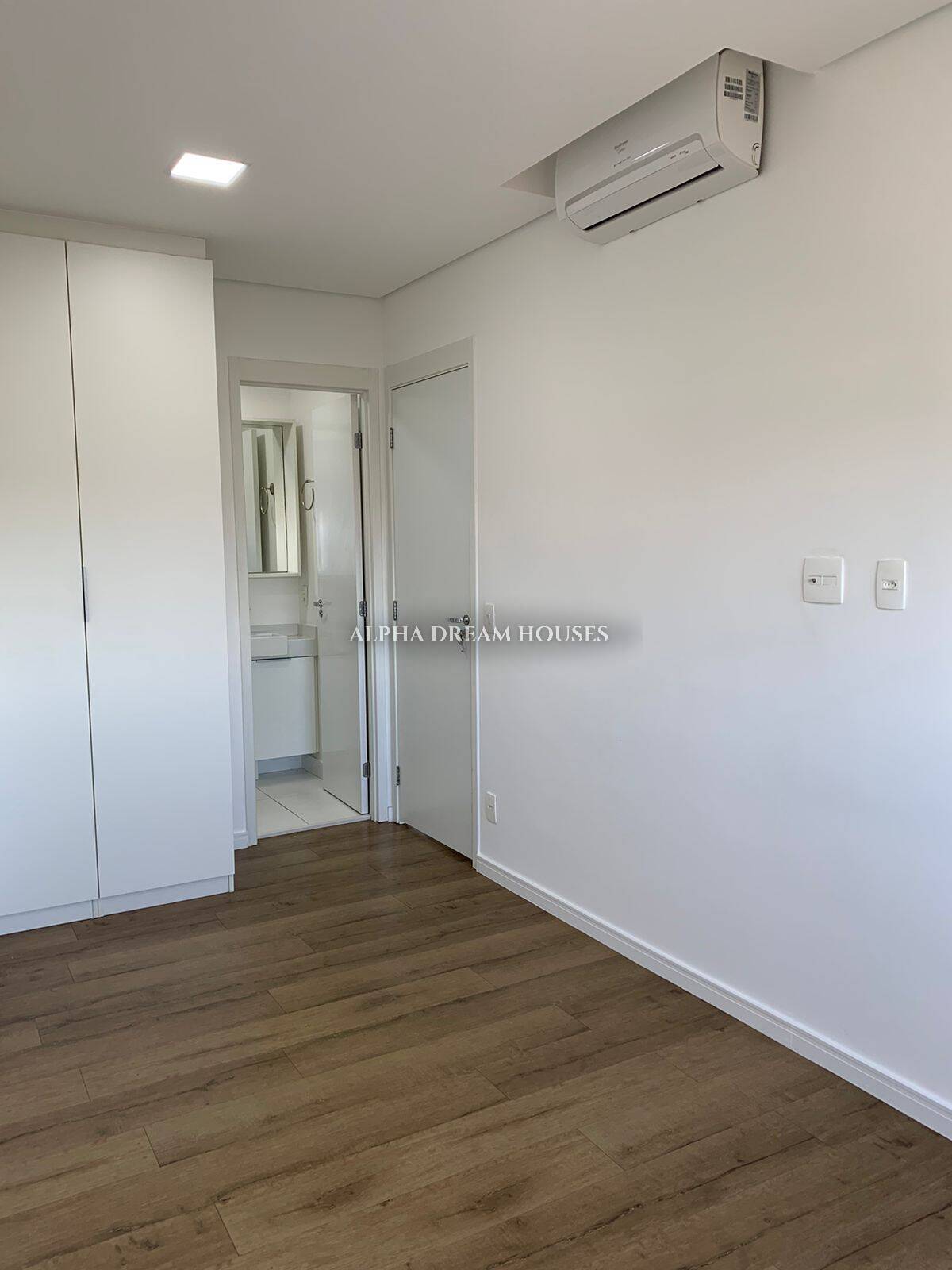 Apartamento à venda com 1 quarto, 60m² - Foto 10