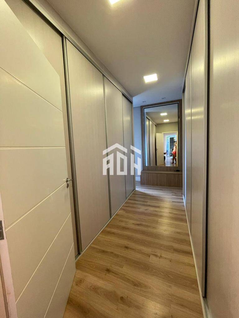 Casa à venda com 3 quartos, 220m² - Foto 8