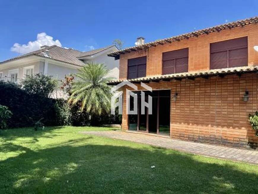 Casa à venda com 3 quartos, 310m² - Foto 15