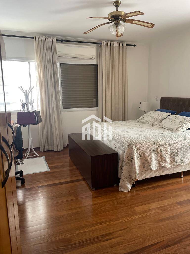 Casa à venda com 4 quartos, 1160m² - Foto 18