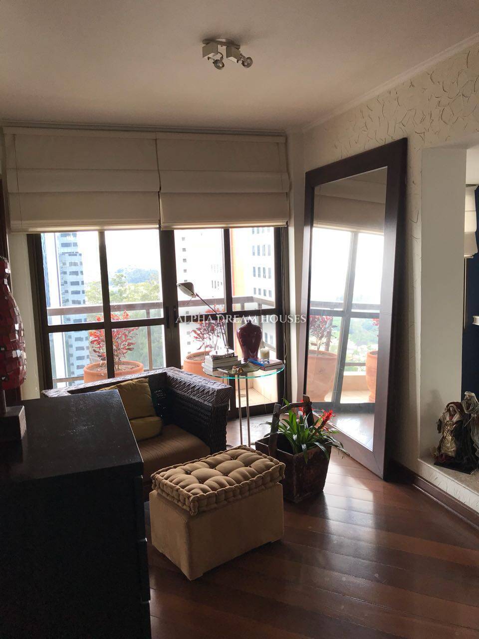 Apartamento à venda com 4 quartos, 289m² - Foto 11