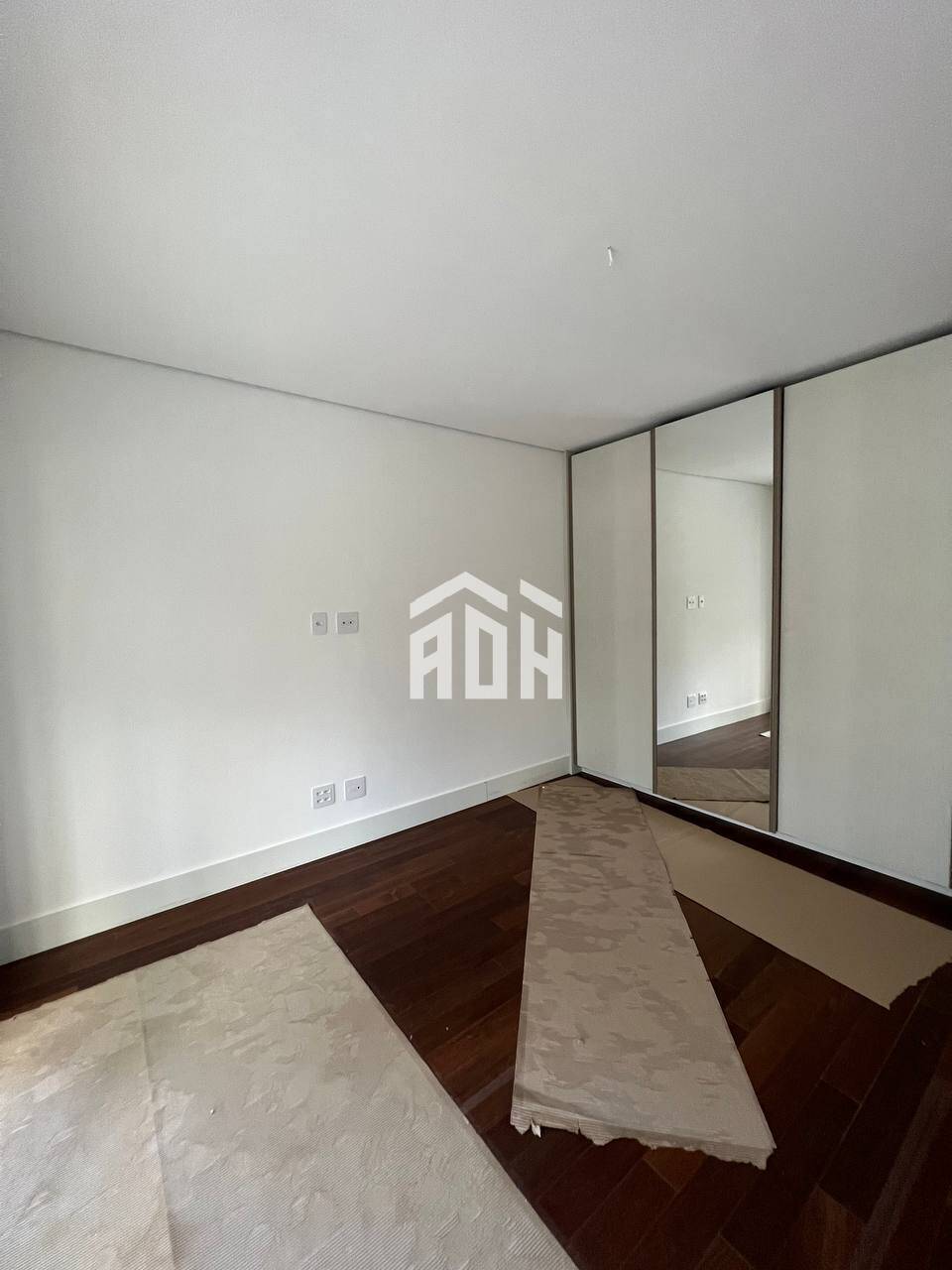 Casa à venda e aluguel com 4 quartos, 520m² - Foto 10