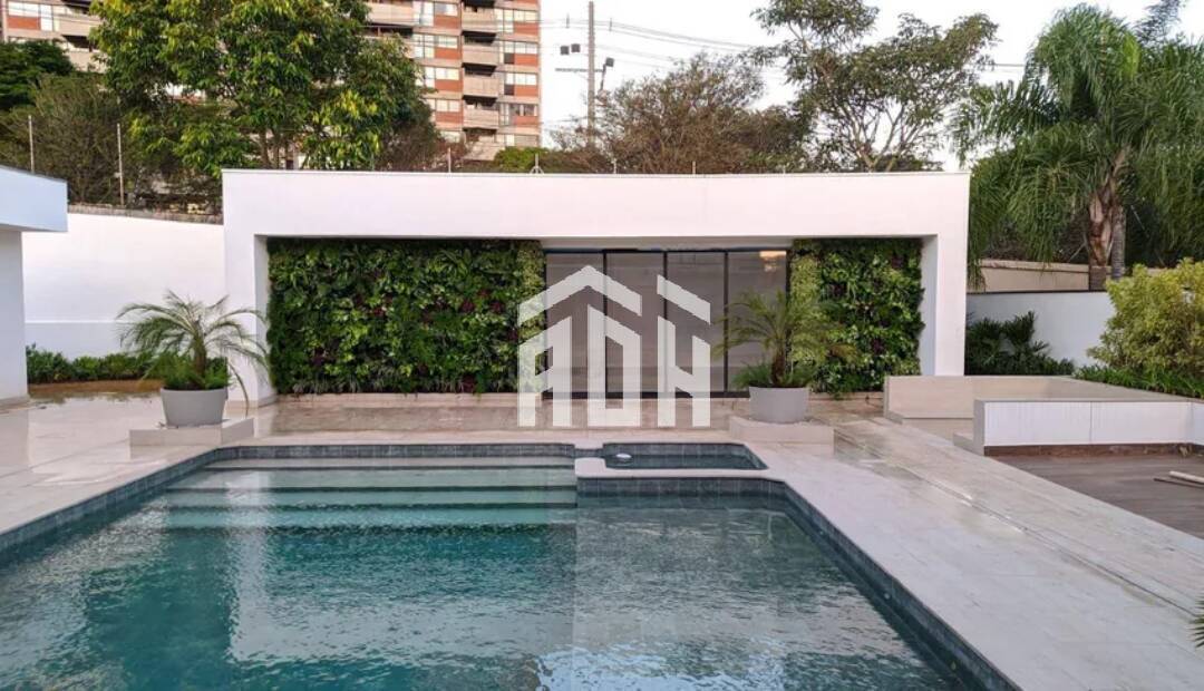 Casa à venda com 4 quartos, 620m² - Foto 4