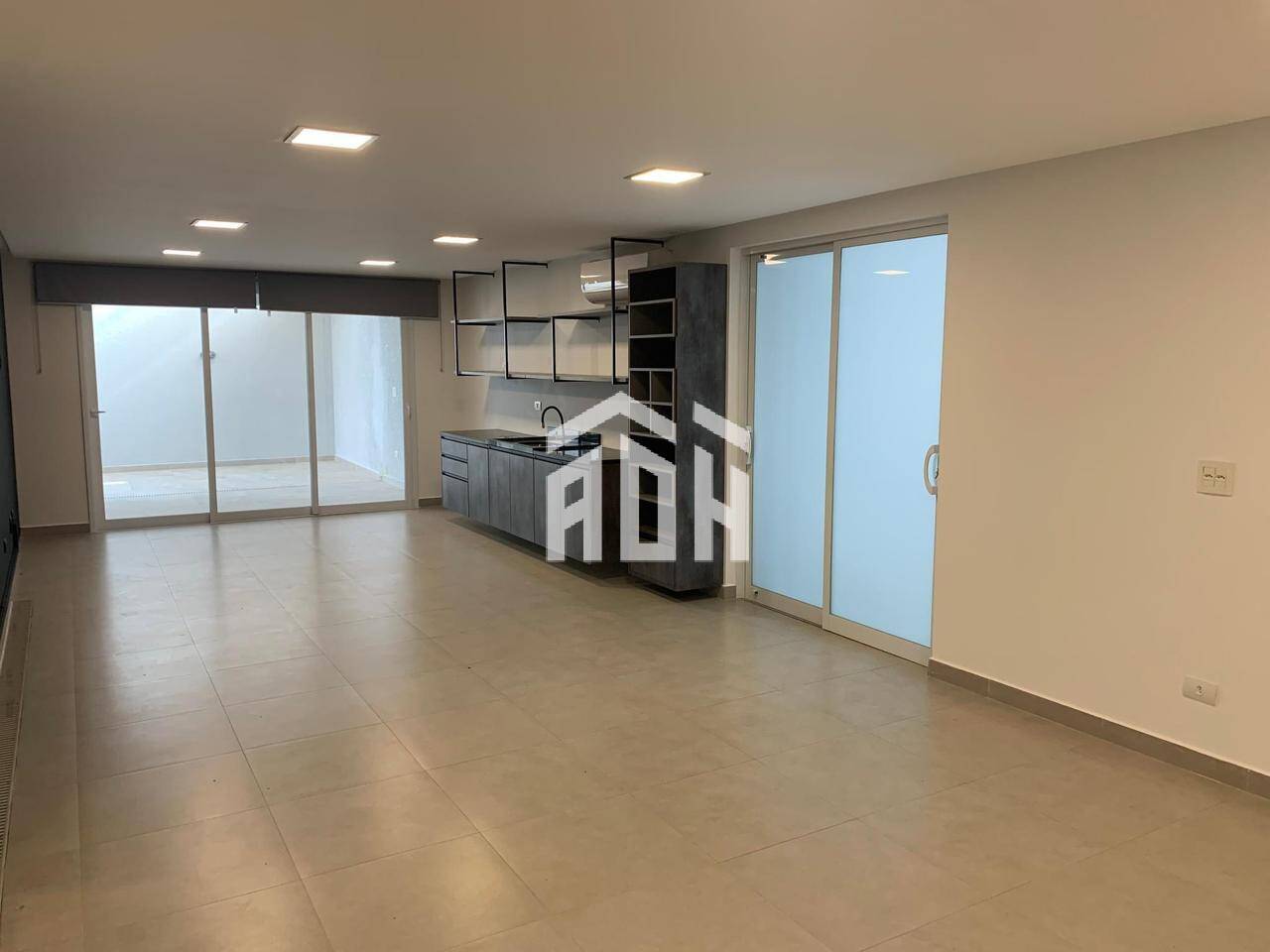 Casa à venda e aluguel com 4 quartos, 480m² - Foto 12