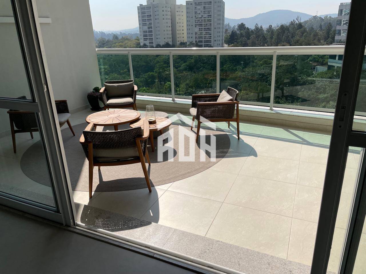 Apartamento à venda com 4 quartos, 328m² - Foto 13